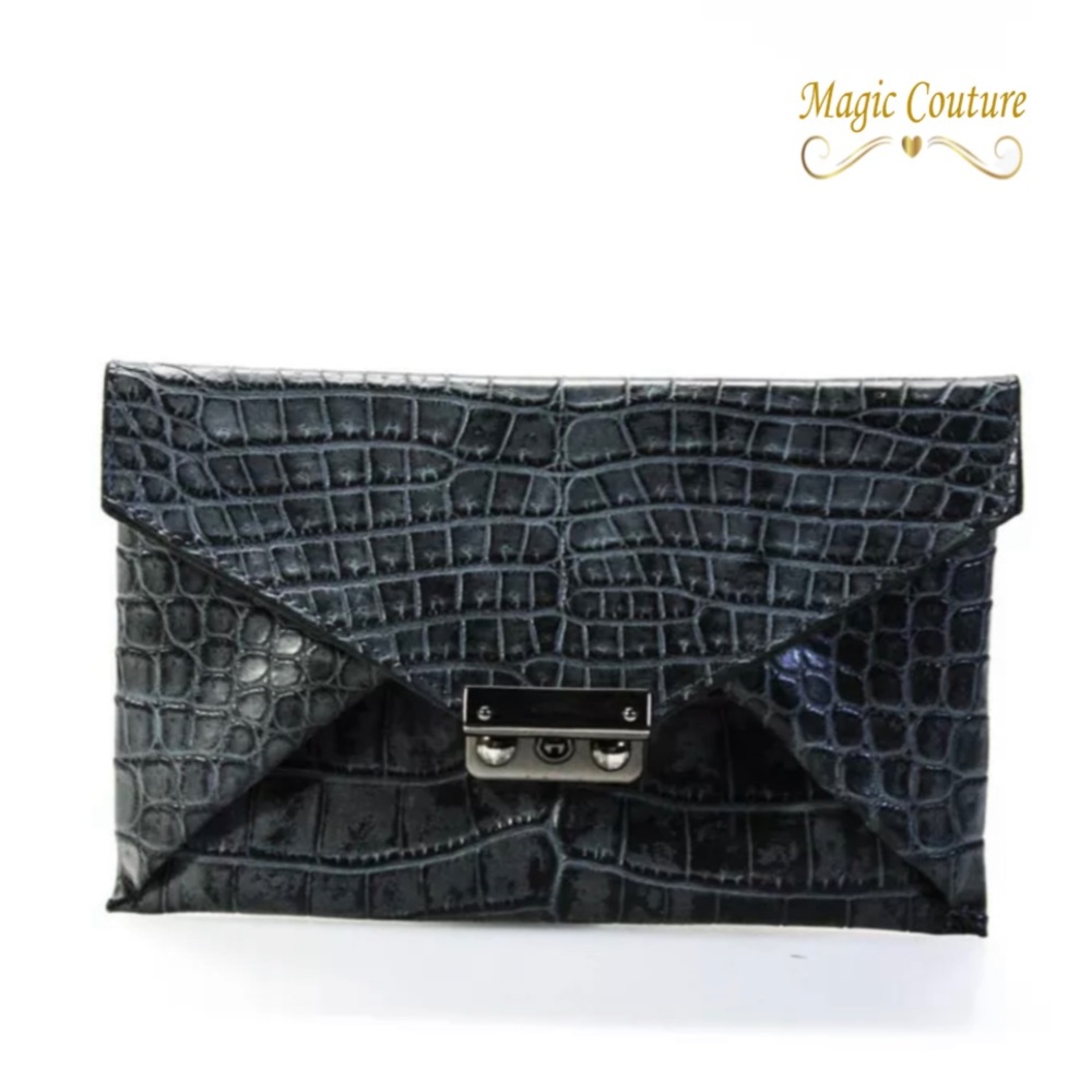 Raven Kauffman Couture Gray Embossed Leather Envelope Clutch🖤🤍🖤